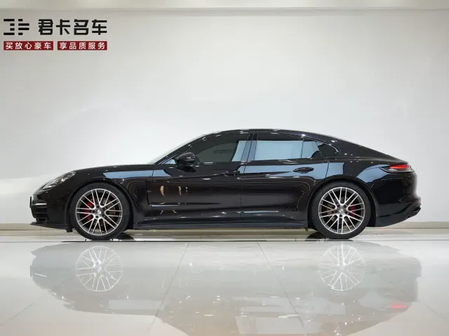 Porsche Panamera — Фото автомобиля 5