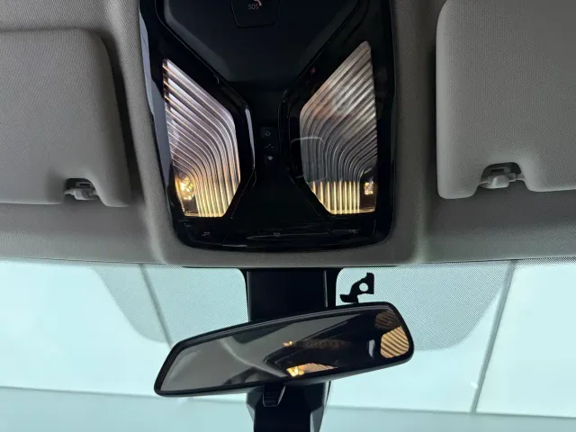 BMW 3 Series — Фото автомобиля 15