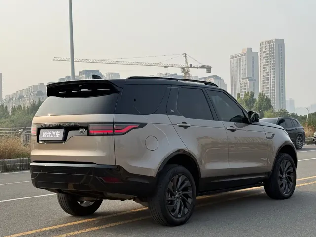 Land Rover Discovery — Фото автомобиля 5