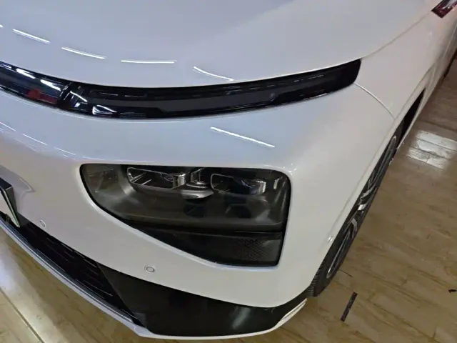 Xpeng G9 — Фото автомобиля 23