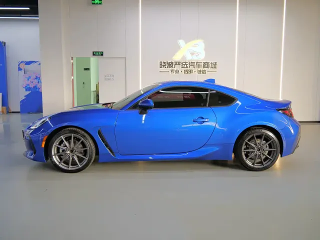 Subaru BRZ — Фото автомобиля 7