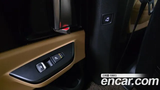 Kia Canival Carnival 4 поколение Бензин 11 мест Prestige — Фото автомобиля 19