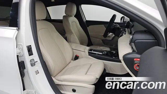 Mercedes-Benz A-Class W177 — Фото автомобиля 17