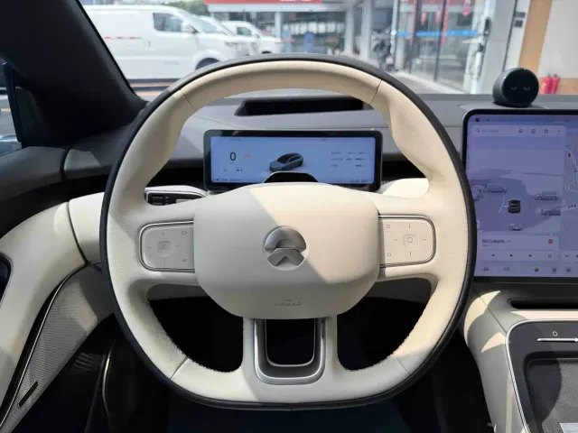 Nio ET5 Touring — Фото автомобиля 28