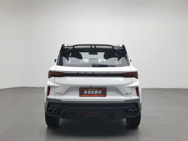 Geely Binyue 2022 Binyue COOL 1.5TD DCT Exciting Power Edition — Фото автомобиля 4