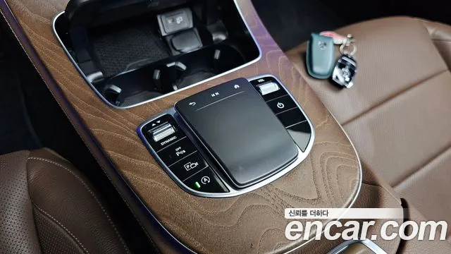 Mercedes-Benz E-Class W213 — Фото автомобиля 27