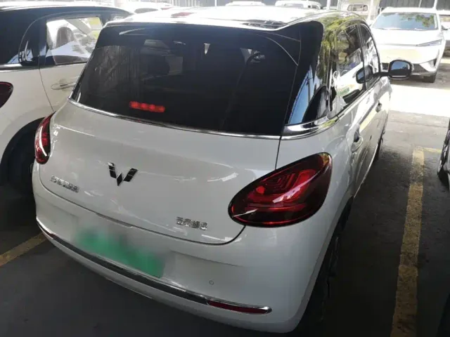 Wuling Bingo — Фото автомобиля 6