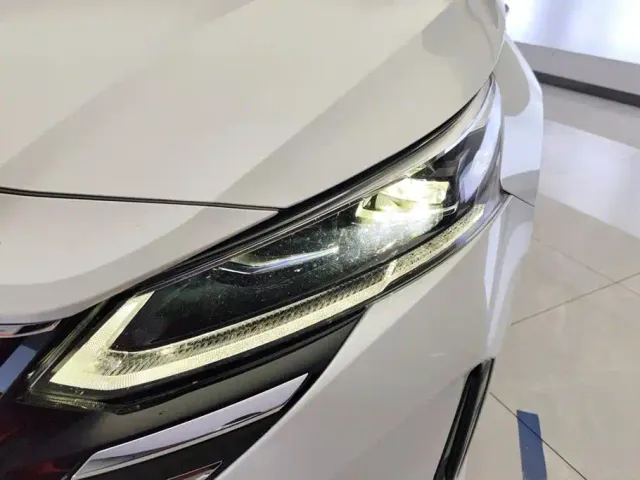 Nissan Teana — Фото автомобиля 5
