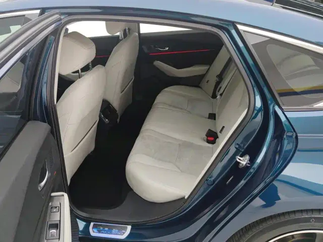 Honda Accord — Фото автомобиля 11