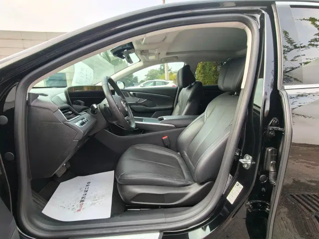 Buick LaCrosse — Фото автомобиля 6
