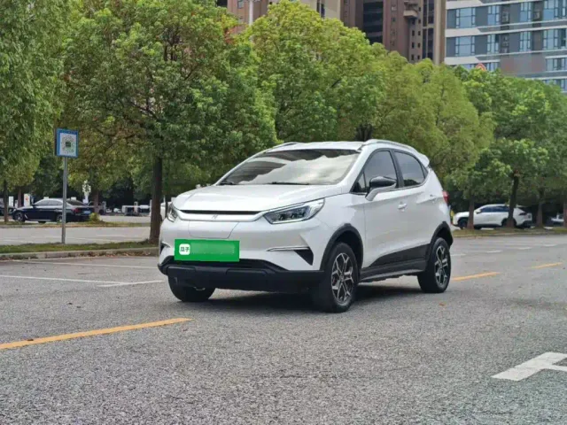 Фотография автомобиля — BYD Yuan Pro