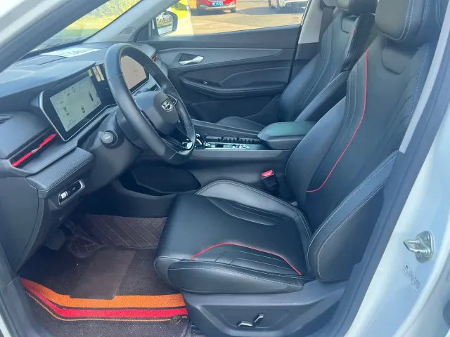Geely Binrui — Фото автомобиля 4
