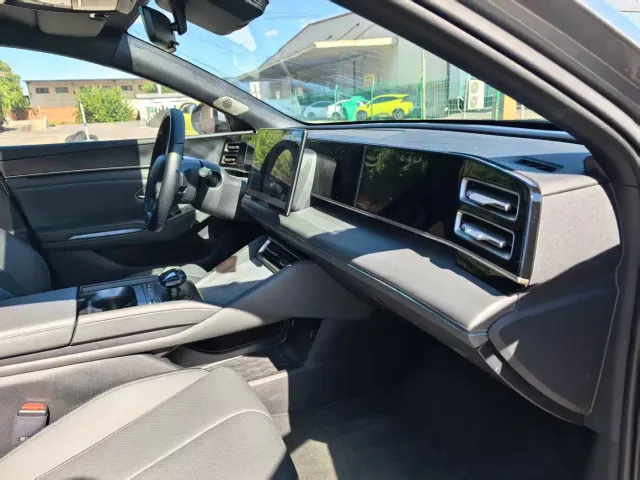 BYD Qin L — Фото автомобиля 12