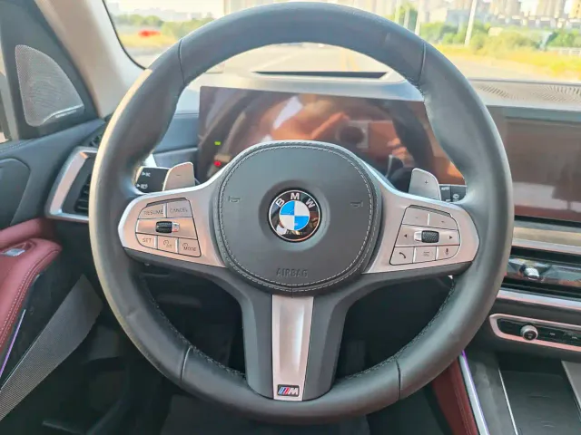BMW X5 — Фото автомобиля 14