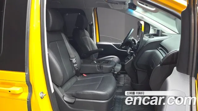 Hyundai Staria Staria L3.5 Школьный автобус — Фото автомобиля 23