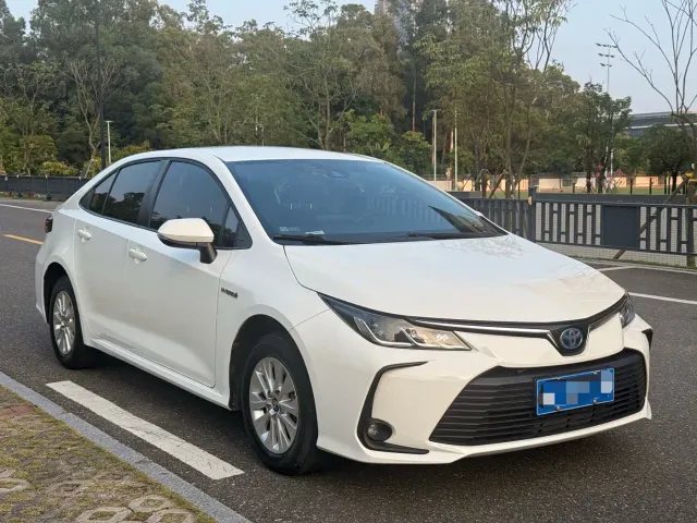 Toyota Corolla — Фото автомобиля 3