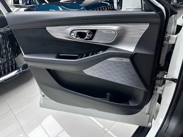 GAC Trumpchi GS8 — Фото автомобиля 11