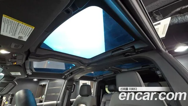 GMC Hummer EV — Фото автомобиля 14