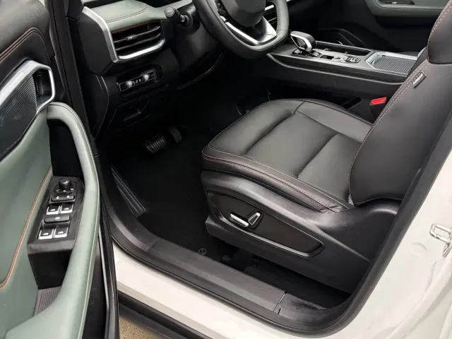 Geely Haoyue L — Фото автомобиля 13