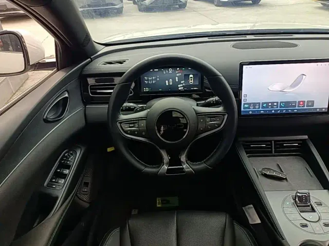 BYD Seal 06 — Фото автомобиля 10