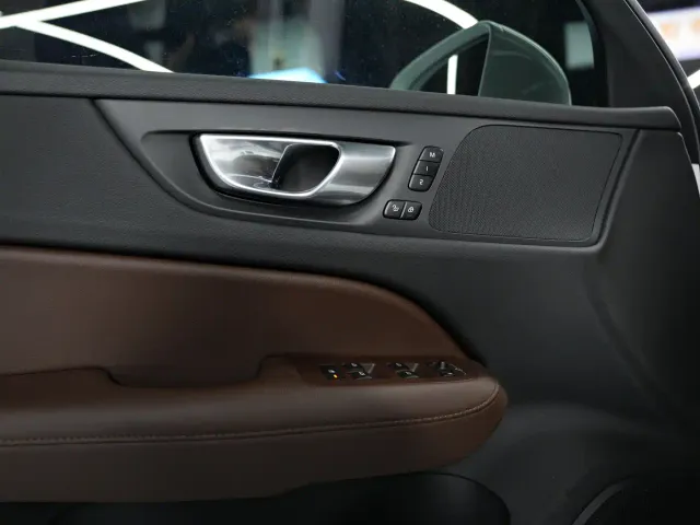 Volvo S60 — Фото автомобиля 9