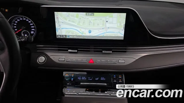Hyundai Grandeur New — Фото автомобиля 15