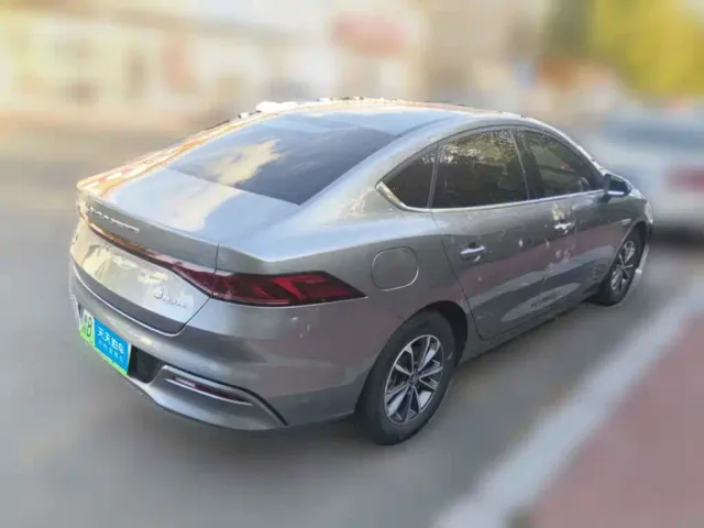 BYD Qin PLUS — Фото автомобиля 5