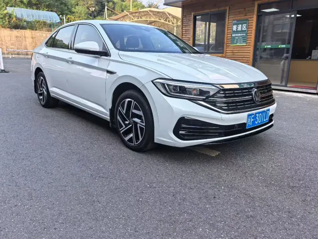 Volkswagen Sagitar — Фото автомобиля 3