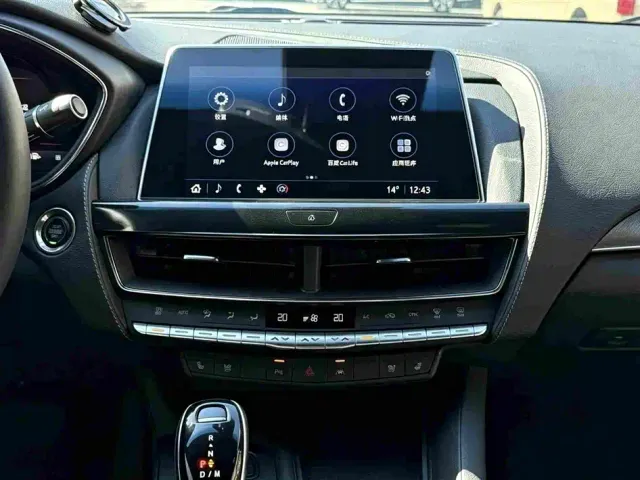 Cadillac CT5 — Фото автомобиля 6