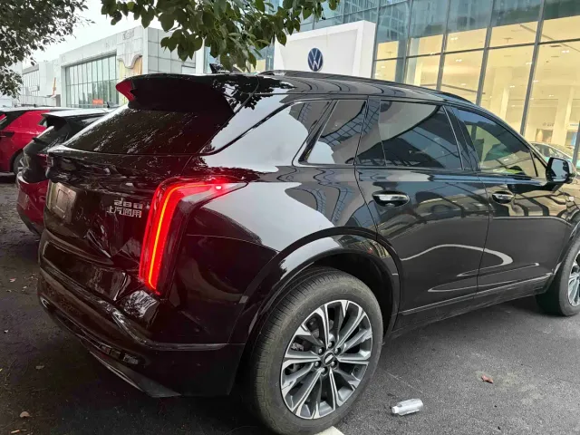 Cadillac XT5 — Фото автомобиля 8