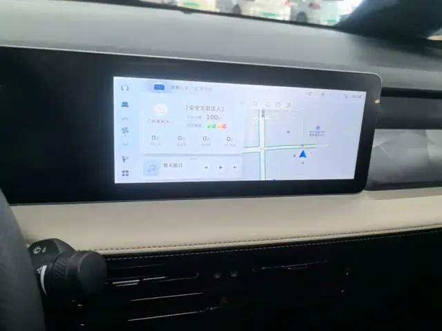 Geely Geometry E Firefly — Фото автомобиля 12