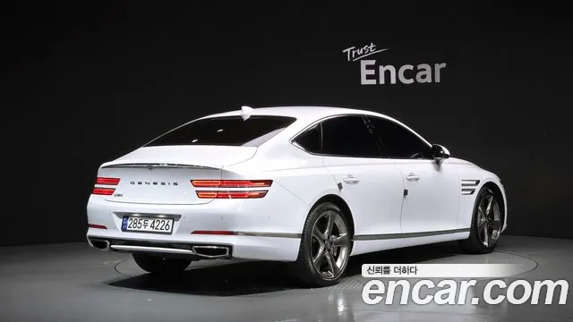 Genesis G80 RG3 — Фото автомобиля 2
