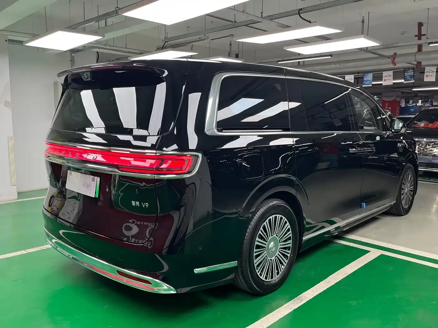 Zhijie Zunjie MPV 2026 Model High-End Edition — Фото автомобиля 7