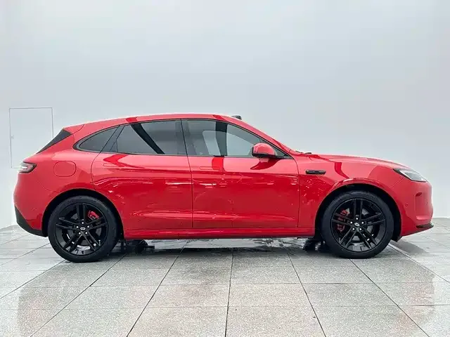 Aito M5 — Фото автомобиля 7