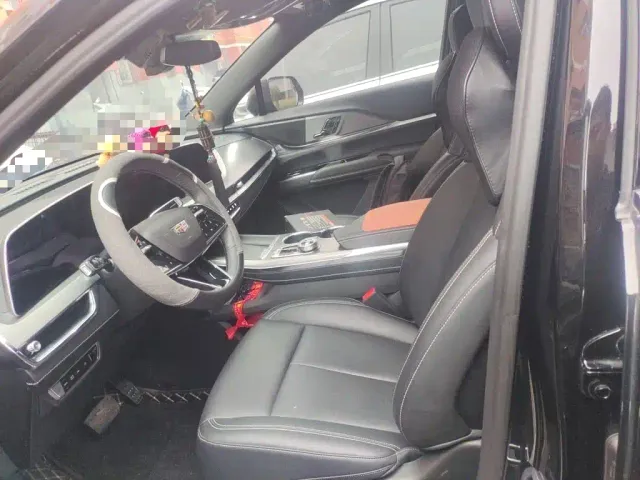 Cadillac XT5 — Фото автомобиля 11