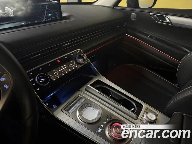 Genesis GV80 2.5T Бензин AWD — Фото автомобиля 12