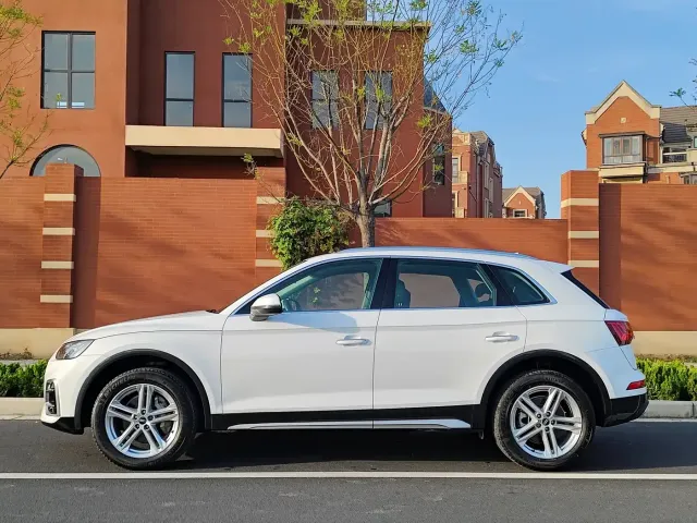 Audi Audi Q5L 2023 40T Fashion Elegance — Фото автомобиля 18