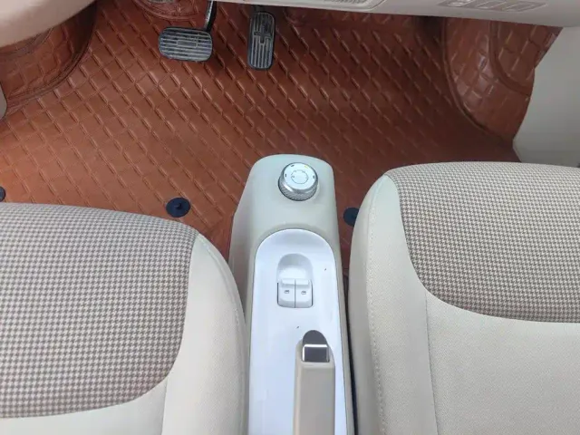 Wuling Hongguang Mini EV — Фото автомобиля 16