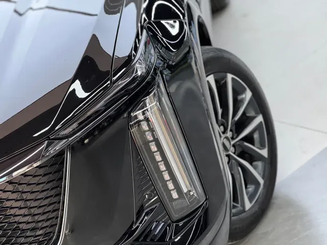 Cadillac XT5 — Фото автомобиля 18