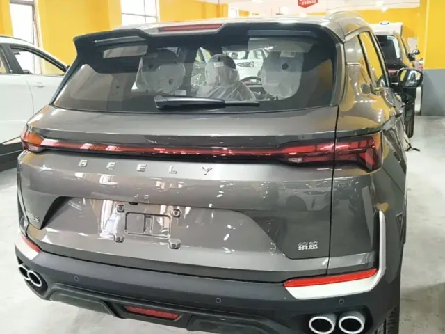 Geely Binyue — Фото автомобиля 5