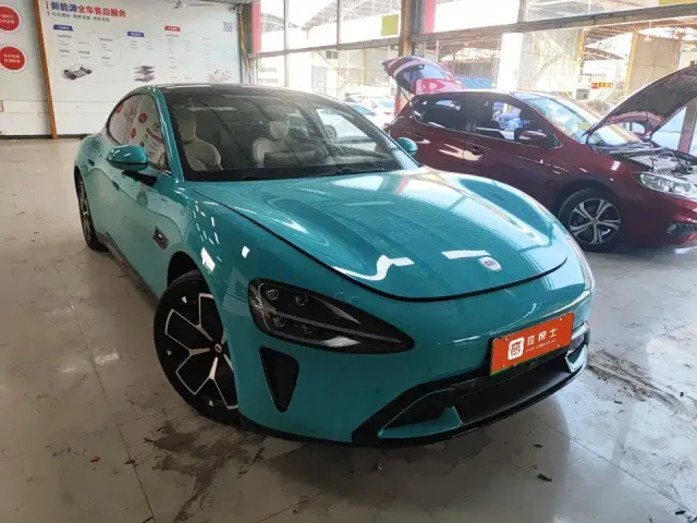 Xiaomi SU7 — Фото автомобиля 2
