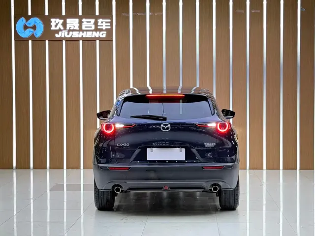 Mazda CX-30 — Фото автомобиля 5