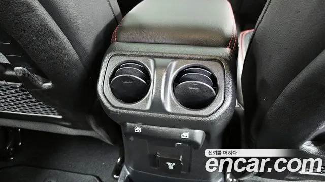 Jeep Wrangler Wrangler (JL) 2.0 Rubicon 4 двери Limited Edition Rain — Фото автомобиля 19