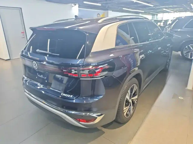 Volkswagen ID.6 Crozz — Фото автомобиля 6