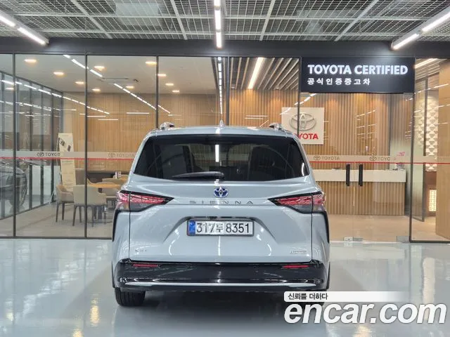 Toyota Sienna 4th Gen — Фото автомобиля 4