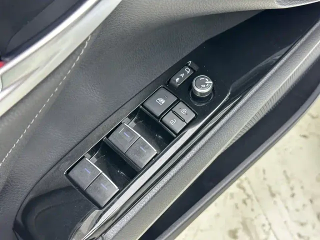 Toyota Camry — Фото автомобиля 15