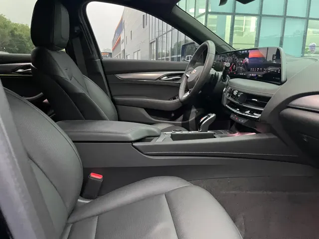 Cadillac CT5 — Фото автомобиля 12