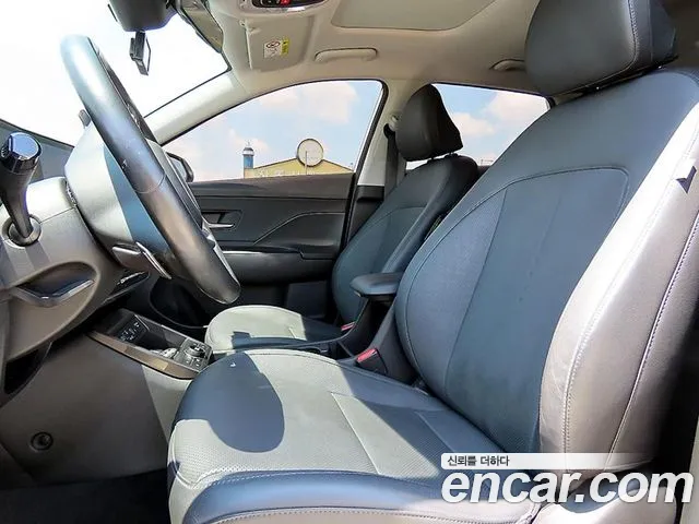 Hyundai Kona — Фото автомобиля 5