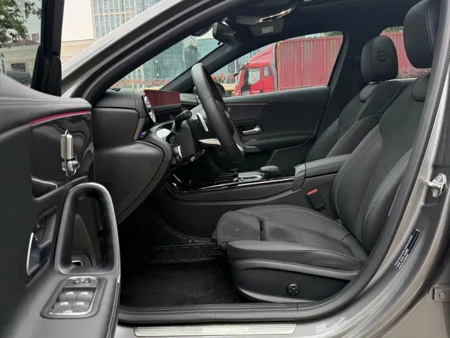 Mercedes-Benz A-Class — Фото автомобиля 6