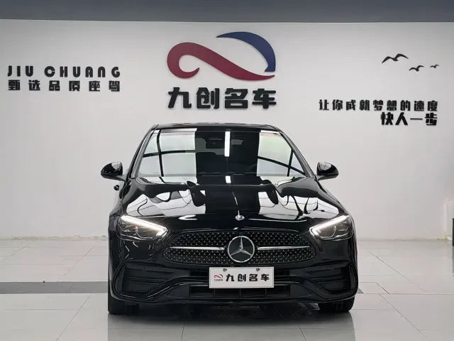 Mercedes-Benz C-Class — Фото автомобиля 2
